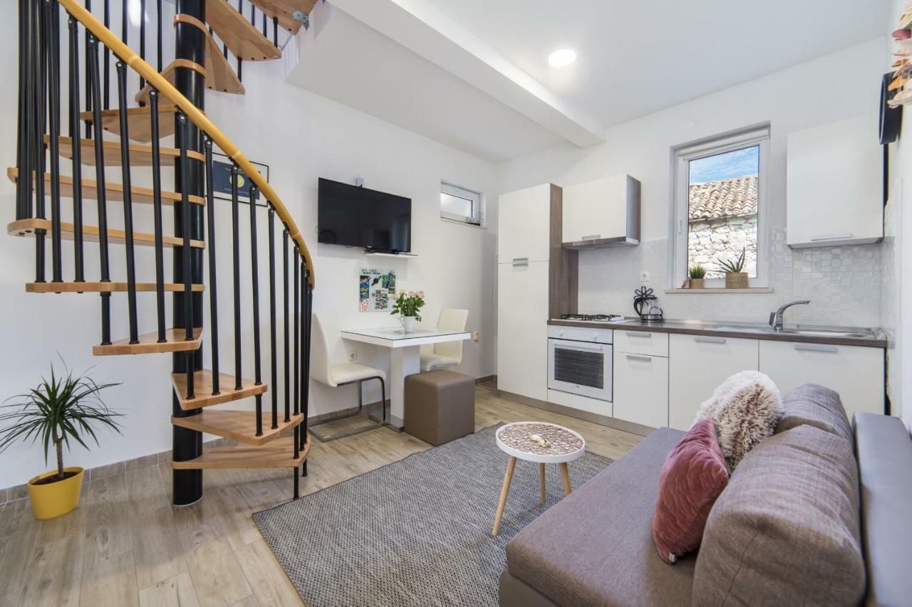 Studio Apartment Finta Rogotin Екстер'єр фото