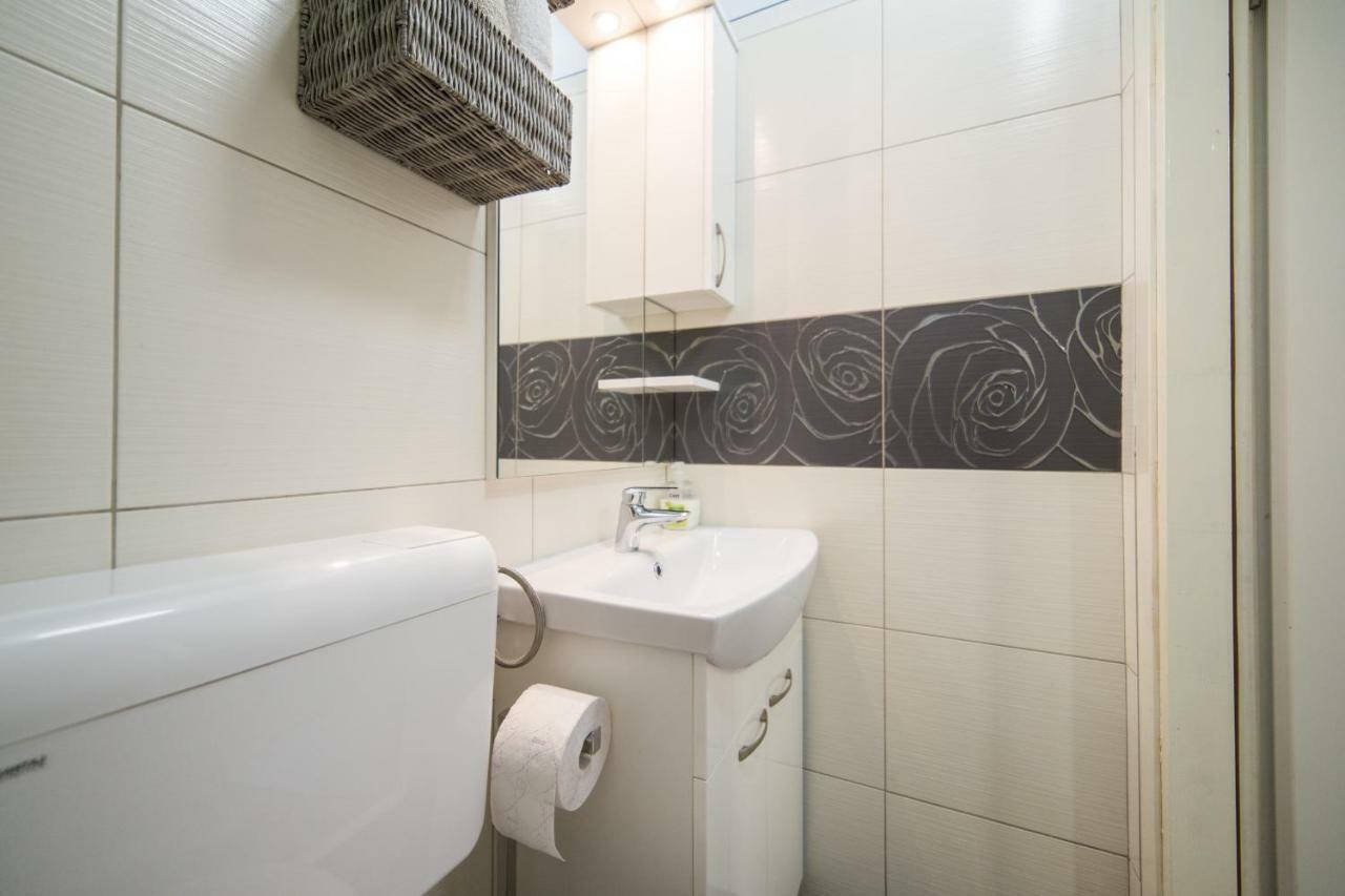 Studio Apartment Finta Rogotin Екстер'єр фото